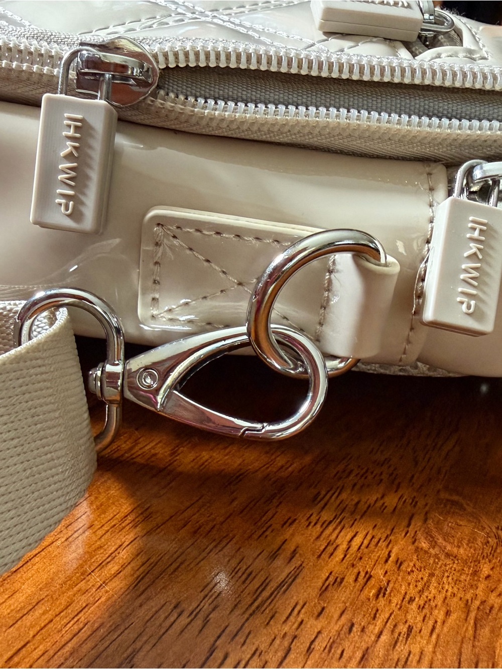IHKWIP Ivory Patent Quilted Crossbody Bag & Matching Wallet Set - Picture 9 of 16